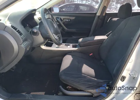 2015 Nissan Altima 2.5 z USA, uszkodzony, nr VIN 1N4AL3AP1FC200844